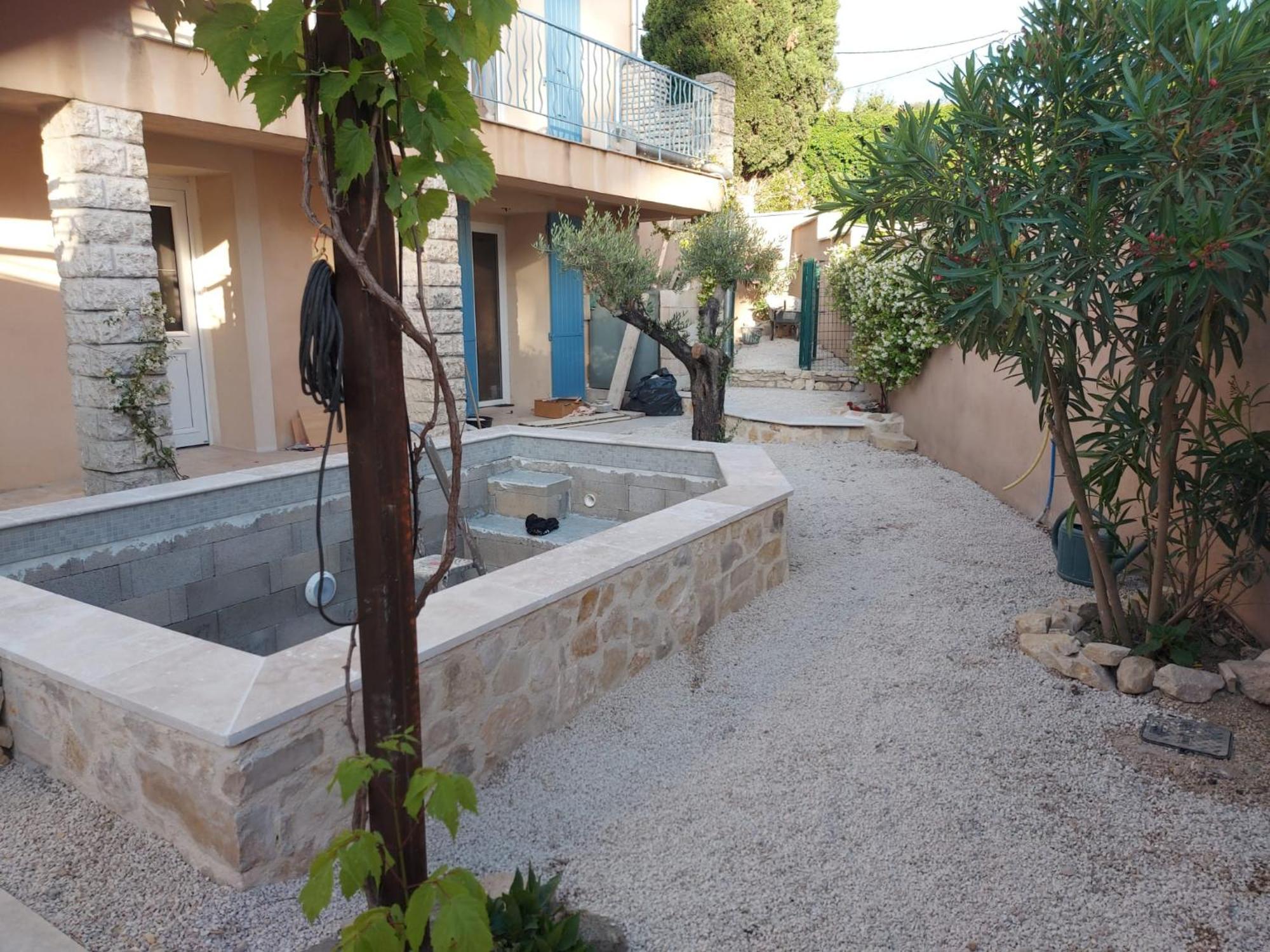Maison Provencale Renovee Pernes-les-Fontaines Bagian luar foto